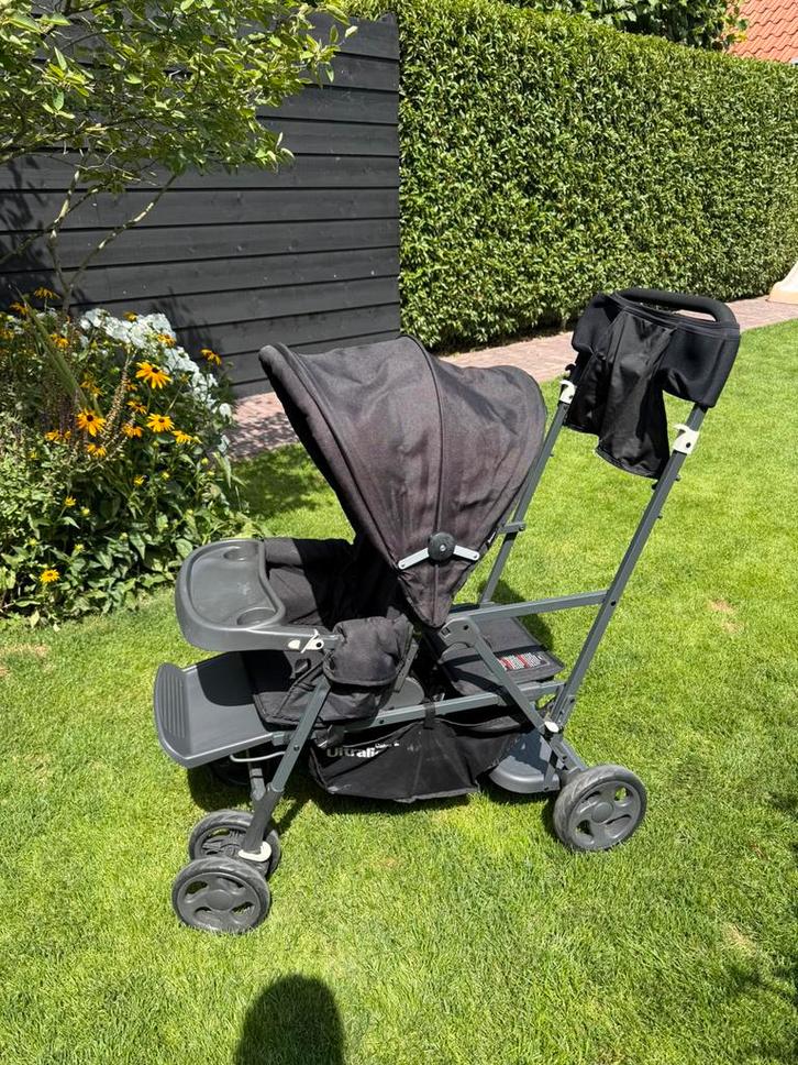Duo buggy sit and stand, Kinderen en Baby's, Buggy's, Zo goed als nieuw, Regenhoes, Ophalen of Verzenden