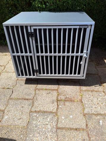 Hondenbench  auto benches 90x70x66  beschikbaar voor biedingen