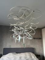 Witte grote metalen hanglamp met pegels, Modern klassiek, Ophalen of Verzenden, Zo goed als nieuw, Metaal
