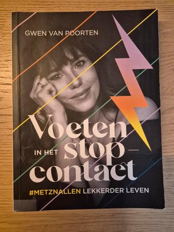 Gwen van Poorten - Voeten in het stopcontact beschikbaar voor biedingen