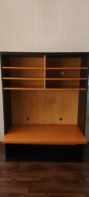 Ikea tv meubel beschikbaar voor biedingen