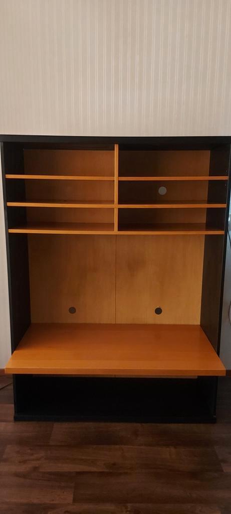 Ikea tv meubel, Huis en Inrichting, Kasten | Televisiemeubels, Gebruikt, 100 tot 150 cm, 100 tot 150 cm, 50 tot 75 cm, Overige houtsoorten