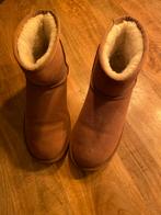 Ugg Boots ZGAN Maat 41, Kleding | Dames, Schoenen, Ophalen of Verzenden, Zo goed als nieuw, Bruin, Lage of Enkellaarzen