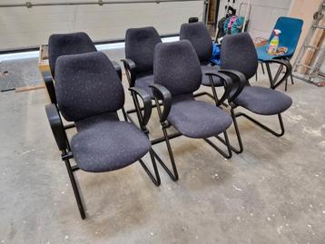 6 Wachtkamer/Kantoor Stoelen - Gebruikt beschikbaar voor biedingen