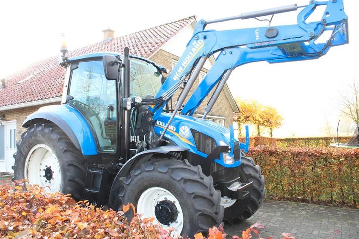 New Holland T5.105 Met voorlader (bj 2014), Zakelijke goederen, Agrarisch | Tractoren, 5000 tot 7500, New Holland, 80 tot 120 Pk