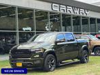 RAM 1500 5.7 V8 Limited Night OLEAGREEN Edition Widebody NL-, Gebruikt, 5654 cc, Lichtsensor, Bedrijf