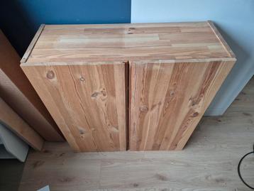 Houten kast met deuren (Ikea Ivar) - afbeelding 2
