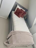 Bed (Malm ikea) 90 -200, Ophalen, 90 cm, Eenpersoons, Zo goed als nieuw
