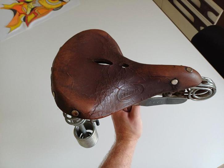 Oud bakfiets zadel lepper primus holland, Fietsen en Brommers, Fietsaccessoires | Overige Fietsaccessoires, Gebruikt, Ophalen of Verzenden