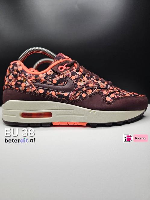 Nike Air Max 1 'Liberty Flower Polka Dot' Maat: 38, Kleding | Dames, Schoenen, Zo goed als nieuw, Sneakers of Gympen, Ophalen of Verzenden