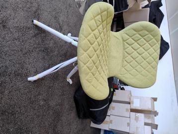 4 lime groene eethoek stoelen  beschikbaar voor biedingen