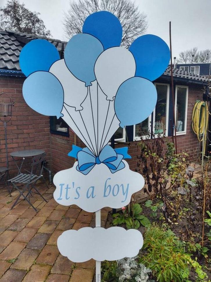 babybordverhuur westervoort, ballonnenwolk blauw geboortebor, Kinderen en Baby's, Kraamcadeaus en Geboorteborden, Nieuw, Geboortebord