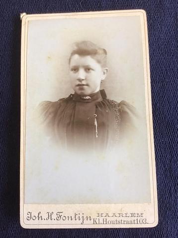 CDV, Jongedame, Joh.H. Fontijn, Haarlem, Carte de Visite beschikbaar voor biedingen