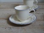 Servies, IKEA, creme met blauw takje, zo goed als nieuw, Huis en Inrichting, Ophalen of Verzenden, Zo goed als nieuw, Overige stijlen
