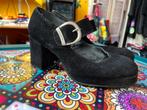 Suéde pumps met hoge hak en grote gesp maat 38 nu 29,99€, Garda, Pumps, Zwart, Ophalen of Verzenden