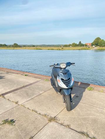 Piaggio zip 4takt 50cc 2010 12000km! beschikbaar voor biedingen