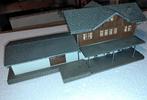 Station met hout in ho, Hobby en Vrije tijd, Modeltreinen | H0, Gebruikt, Gelijkstroom of Wisselstroom, Brug, Tunnel of Gebouw