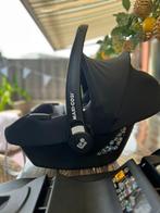 Maxi-Cosi CabrioFix + 2 bases, Ophalen, Autogordel, Zo goed als nieuw, 0 t/m 13 kg