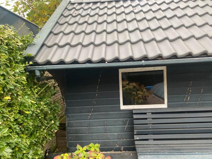 Gratis af te halen tuinhuisje, Tuin en Terras, Tuinhuizen, Gebruikt, Schuur, Hout, 250 tot 500 cm, 200 tot 400 cm, 2 ramen, Ophalen