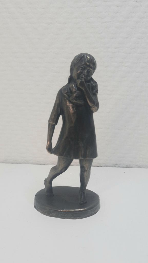 Sculptuur van janneke Ros duimend sophietje,zie beschrijving, Verzamelen, Beelden en Beeldjes, Gebruikt, Mens, Ophalen of Verzenden