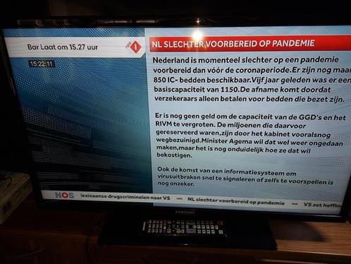 Goed werkende Samsung LED TV 32 inch met met draaibare voet, Hobby en Vrije tijd, Elektronica-componenten, Gebruikt, Ophalen of Verzenden