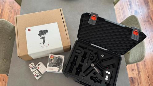 Zhyiun Weebill S + focus motor + Smallrig handels + Hardcase, Audio, Tv en Foto, Fotografie | Statieven en Balhoofden, Zo goed als nieuw