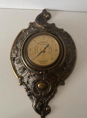 Barometer antiek beschikbaar voor biedingen
