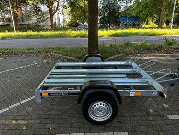 Motor trailer huren motor aanhanger huren beschikbaar voor biedingen