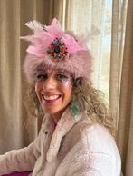 Roze bontmuts met gekleurde speld, Kleding | Dames, Mutsen, Sjaals en Handschoenen, Ophalen of Verzenden, Zo goed als nieuw, Sjaal