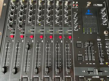 Behringer Pro Mixer DX2000USB Mengpaneel beschikbaar voor biedingen