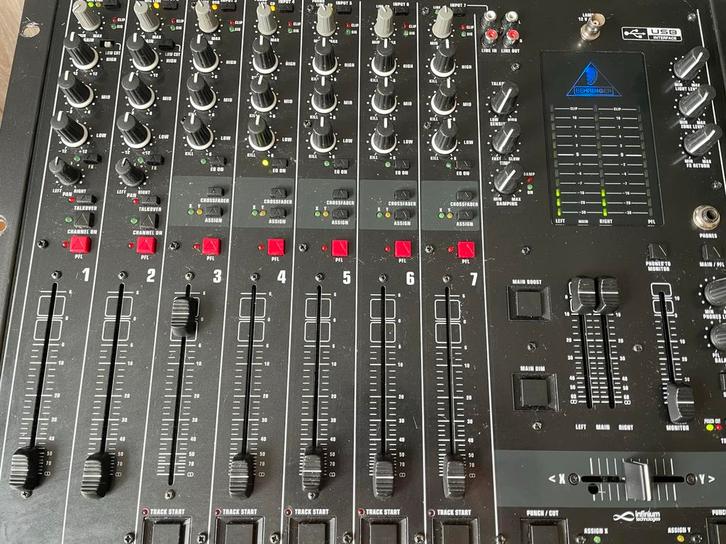 Behringer Pro Mixer DX2000USB Mengpaneel, Muziek en Instrumenten, Mengpanelen, Gebruikt, 5 tot 10 kanalen, Microfooningang, Ophalen of Verzenden