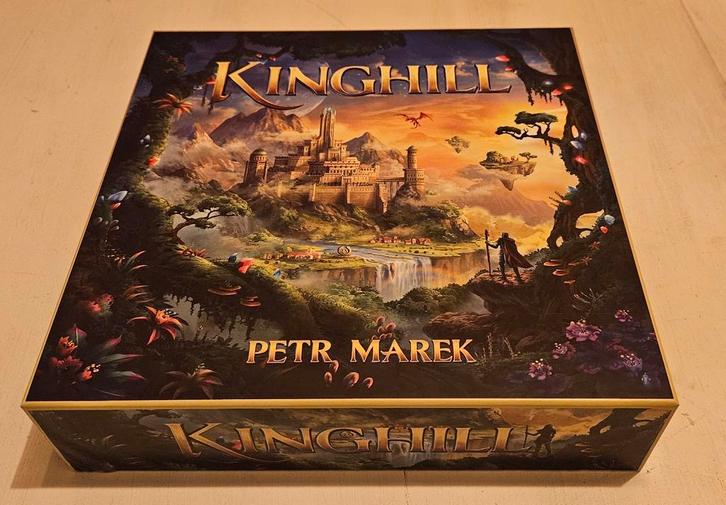 Kinghill, Hobby en Vrije tijd, Gezelschapsspellen | Bordspellen, Zo goed als nieuw, Ophalen of Verzenden