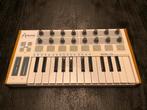 Arturia MiniLab MIDI Controller - Nieuwstaat, Muziek en Instrumenten, Midi-apparatuur, Ophalen of Verzenden, Zo goed als nieuw