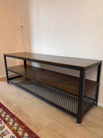 Industrieel tv-meubel/dressoir beschikbaar voor biedingen