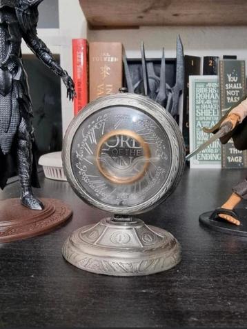 The Lord of the Rings the one ring!

 beschikbaar voor biedingen
