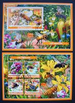 - 521 - 2 Kleurrijke Blokken met Bijen. Nr. 1., Verzenden, Gestempeld, Dier of Natuur