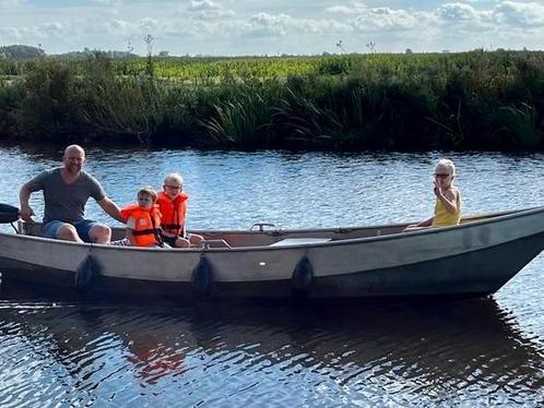 Aluminium boot zelflozend met arka 1 Kw motor, Watersport en Boten, Vis- en Consoleboten, Zo goed als nieuw, Tot 10 pk, 3 tot 6 meter