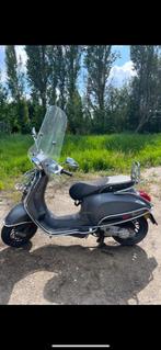 Vespa Sprint nieuw gespoten nieuw onderdelen, Fietsen en Brommers, Scooters | Vespa, Ophalen, Gebruikt, Overige modellen, Maximaal 45 km/u