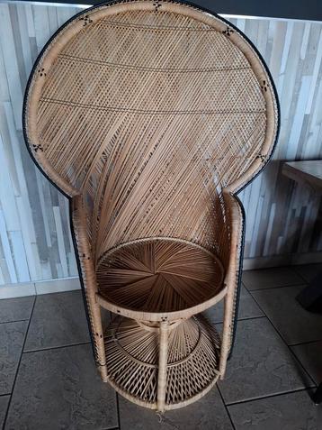 Mooie boho pauwstoel, ophalen in Vijlen beschikbaar voor biedingen