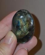 Labradoriet handsteen klein, Ophalen of Verzenden