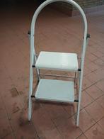 Witte Trap - 2 Treden, Doe-het-zelf en Verbouw, Ladders en Trappen, Gebruikt, Trap, Ophalen of Verzenden, Opvouwbaar of Inschuifbaar