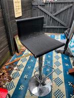 Hoge stoel moet weg!, Huis en Inrichting, Barkrukken, 1 kruk, Ophalen, Gebruikt, 60 tot 90 cm