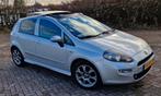 Fiat Punto Evo 1.3 Multijet 59KW 5DR 2015 Grijs, Auto's, Voorwielaandrijving, Euro 5, Stof, Zwart