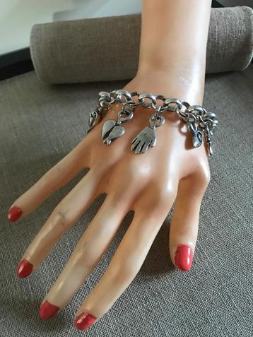 Uno de 50 (43) bedel armband beschikbaar voor biedingen