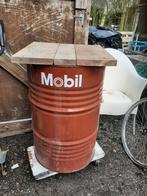 Mobil oil statafel olievat, Huis en Inrichting, Zo goed als nieuw, Ophalen