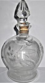 Antieke Karaf Kristal/Glas Met Bloemen En Blaadjes Erop, Ophalen of Verzenden