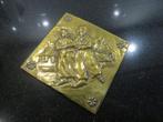 Antiek koperen tegeltje, Ophalen