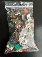 Speldjes verzameling ruim 200  stuks 1 koop, Ophalen of Verzenden, Gebruikt, Overige onderwerpen
