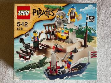 Lego Pirates 6241 Loot Island/ Buit Eiland Ongeopende Doos beschikbaar voor biedingen