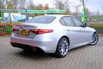 Alfa Romeo Giulia 2.2 180pk Super Aut. Navi|Xen € 19.950,0, Auto's, Alfa Romeo, 745 kg, Achterwielaandrijving, Gebruikt, 4 cilinders